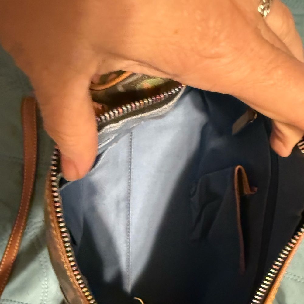 Dooney Rainbow Zipper - Picture 7 of 10